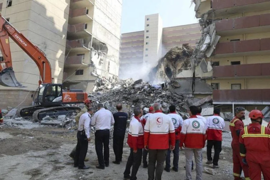 Israel’s Defense Minister Warns ‘Tehran Will Burn’ if Iran Strikes Again