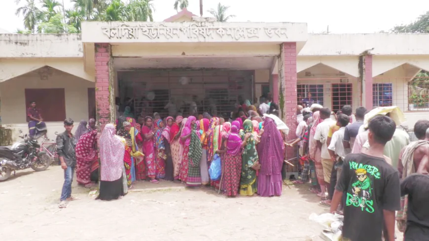 Irregularities found in VGF rice distribution in Bhurungamari
