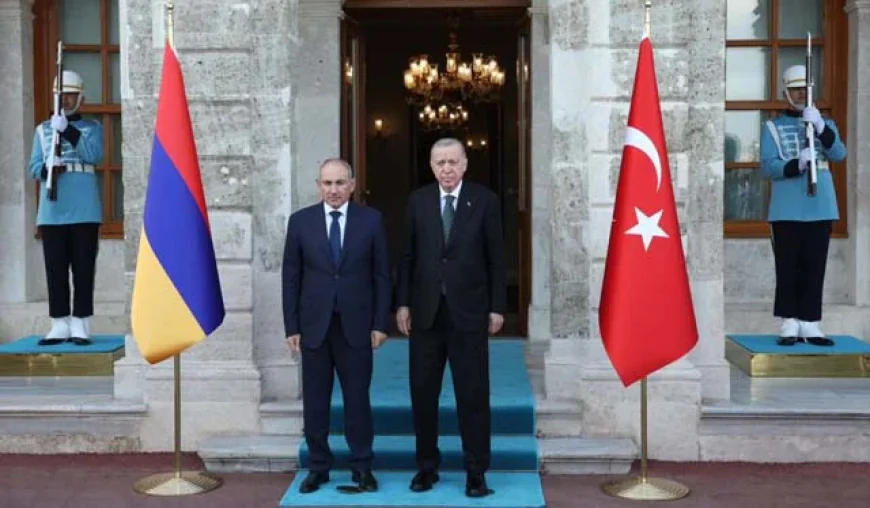 Armenian PM Hails 'In-Depth' Talks with Erdogan on 'Historic' Turkey Visit