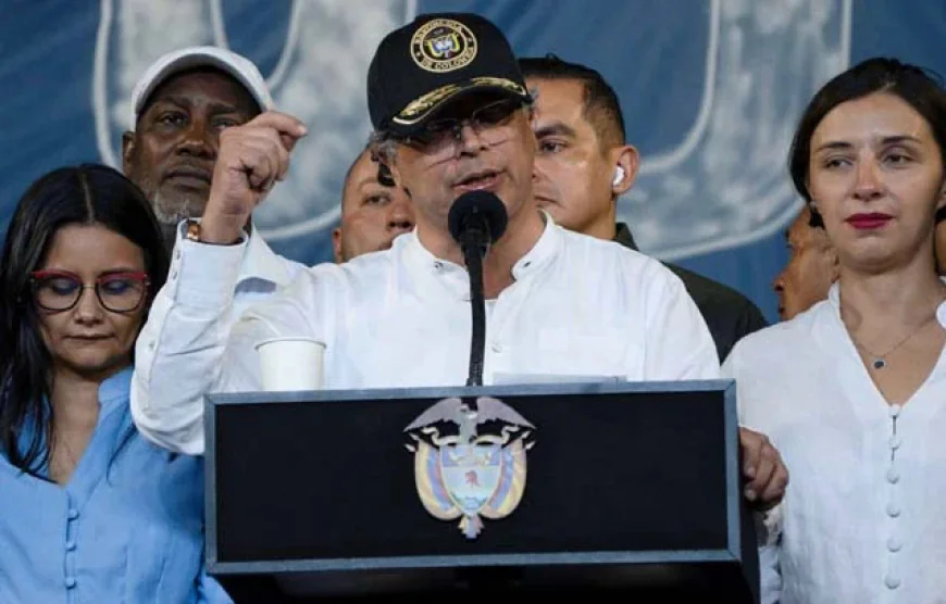 Petro Celebrates Win as Congress Approves Major Labor Reforms