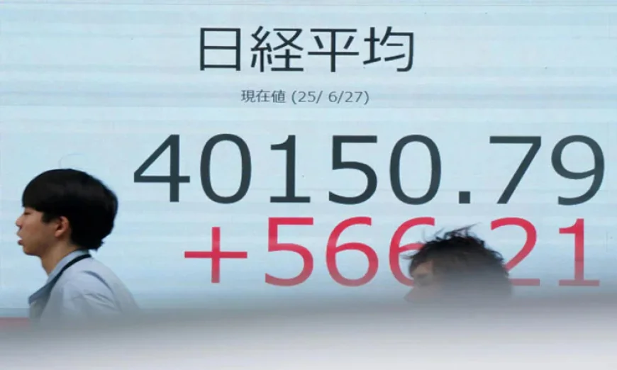 Asian Stocks Climb on Hopes for US Trade Talks