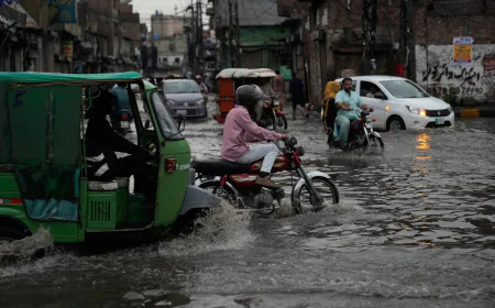 Flash Floods and Heavy Rain Kill 64 in Pakistan Over the Past Week