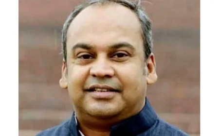 Ex-Lawmaker Durjoy Held from His Lalmatia Residence