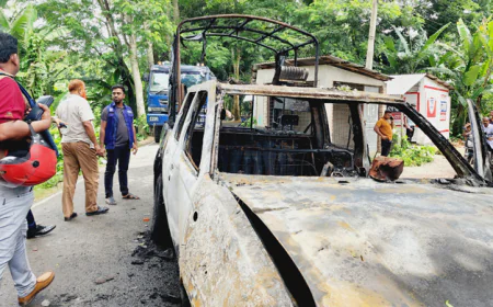 Masked Assailants Torch Police Van in Gopalganj, Injuring Five