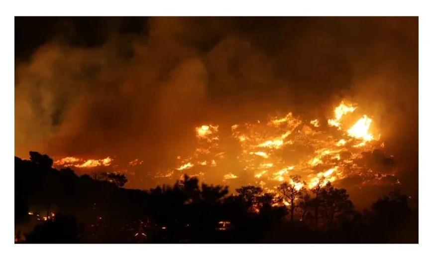 Wildfire Forces Evacuations of 1,500 on Crete Amid Heatwave