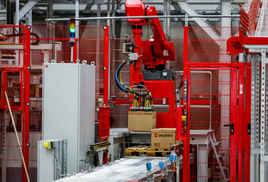 German Factory Orders Fall More Than Expected