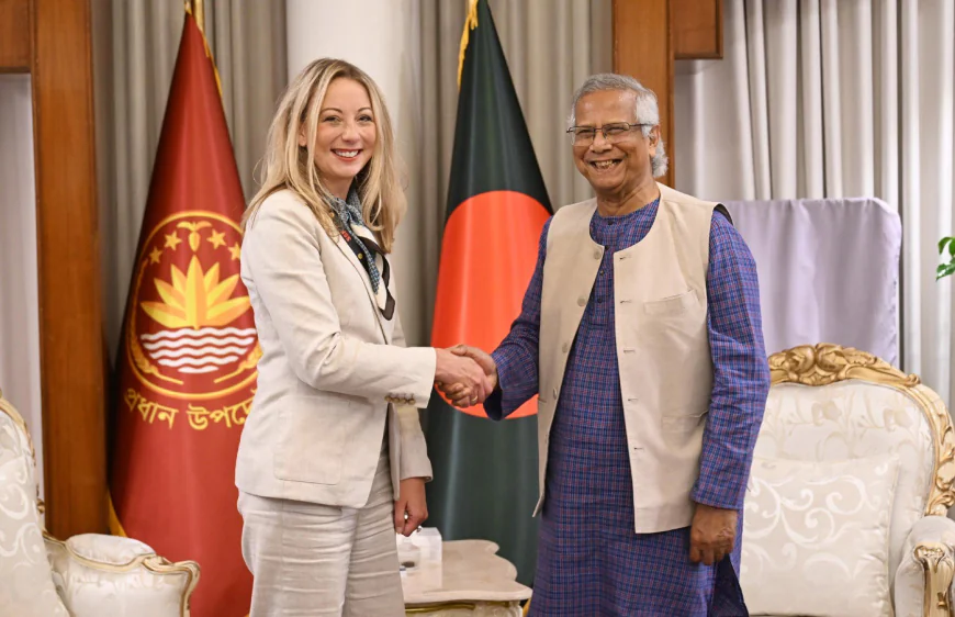 SpaceX VP Commends Bangladesh for Swift Starlink Launch Approval