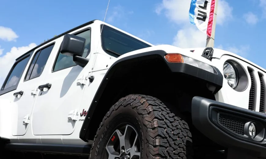 Stellantis, Jeep Owner, Reports €2.3 Billion Net Loss in H1