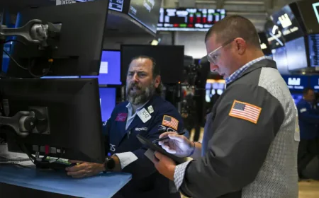 Stocks Climb on Growing Expectations of U.S. Interest Rate Cuts