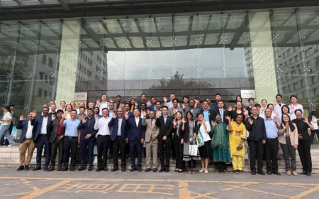 Bangladeshi Media Delegates Visit Kunming Hospital