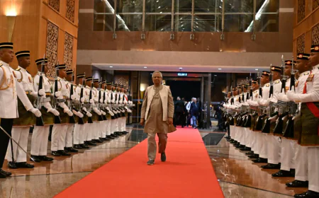 Malaysia Rolls Out Red Carpet for Prof Yunus