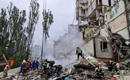 Russian strikes kill 1, injure several in Kyiv: city officials