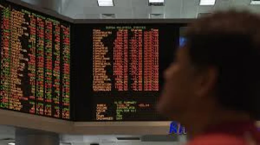 Asian Markets Waver as Key Week for Trade and US Data Begins