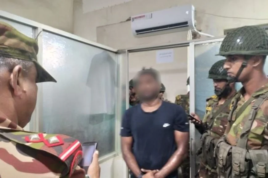 Listed Criminal Arrested with Weapons in Khulna