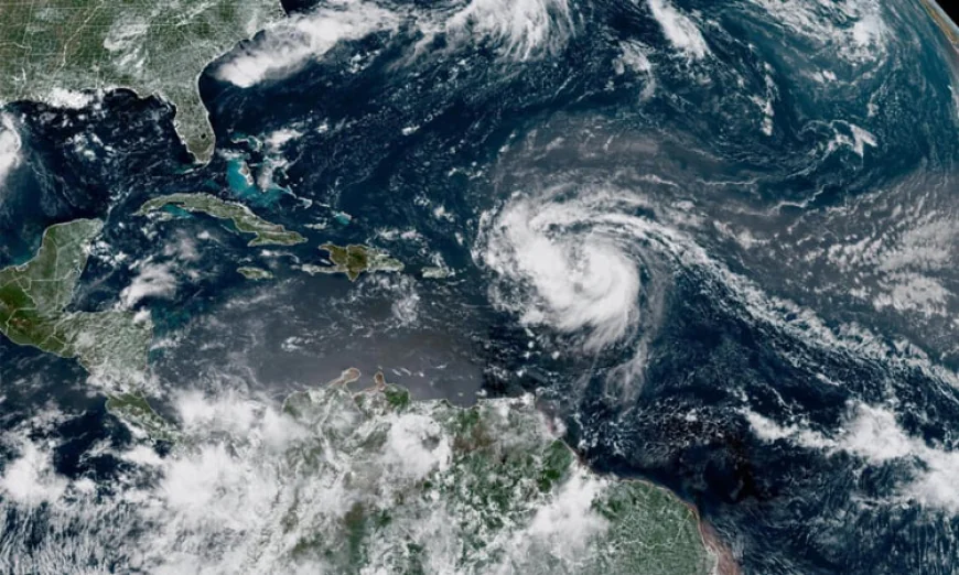 Hurricane Erin Strengthens to Category 2, Heads Toward Caribbean