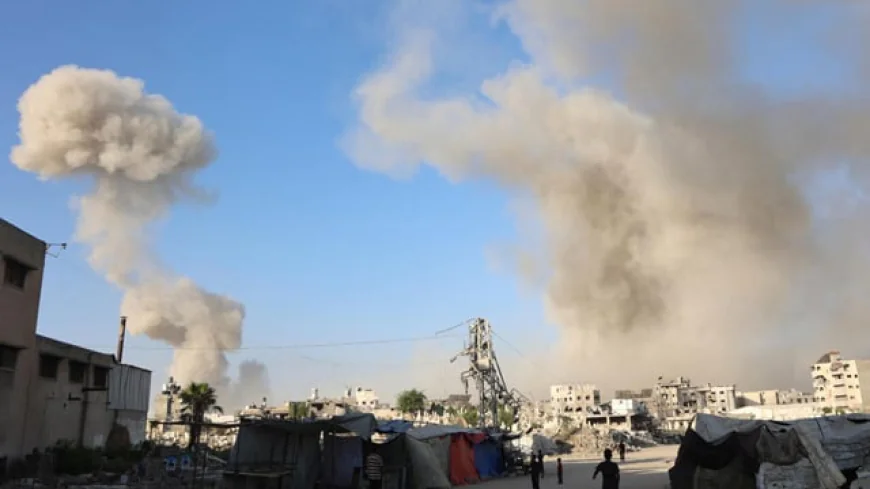 Israel intensifies pressure on Gaza City as Trump discusses post-war plan