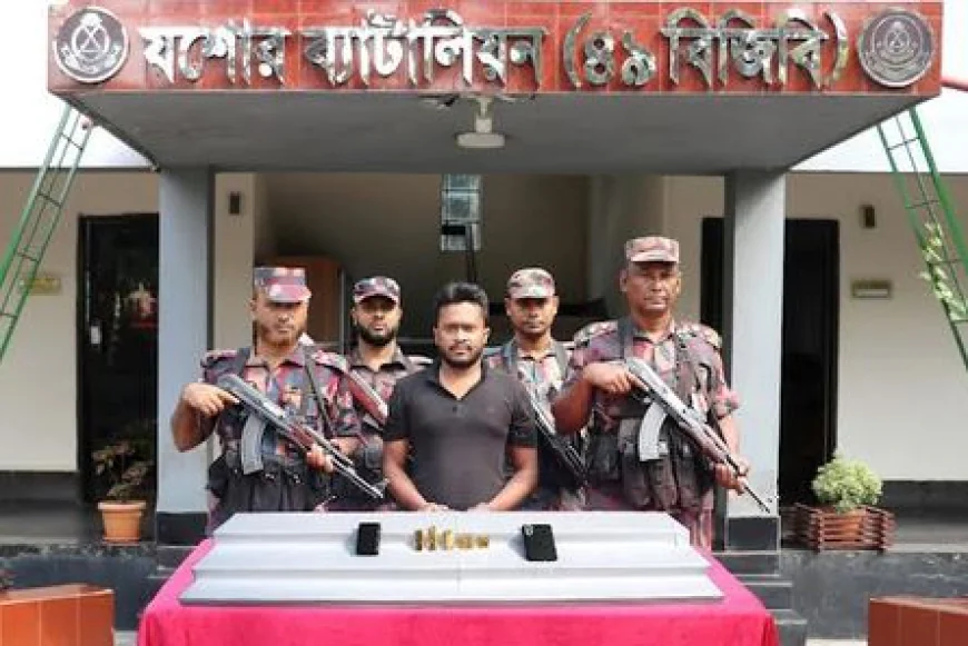 One arrested with 5 gold bars in Jashore