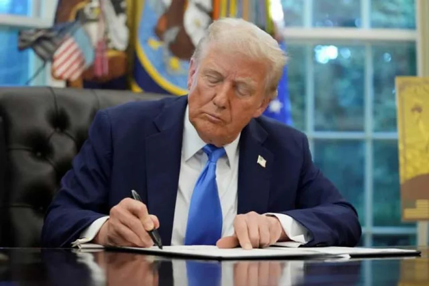 Trump hikes high-tech visa fee to $100,000, official says
