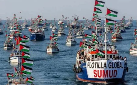 Flotilla advances toward Gaza in defiance of Israeli blockade
