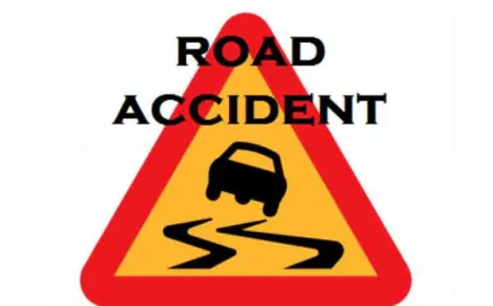 Two Dead, 20 Injured in Faridpur Road Accident