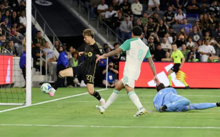 Late Ordaz goal seals LAFC’s 2-1 MLS Cup playoff win over Austin