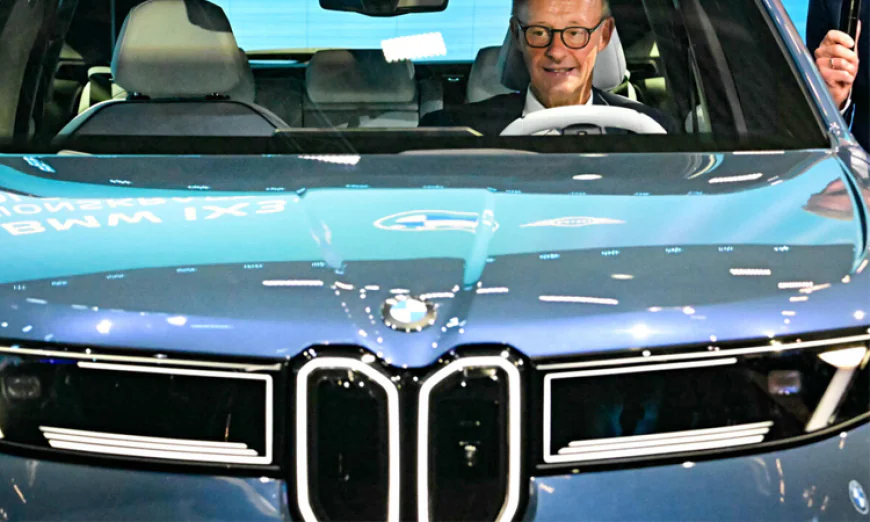 Merz to Host Meeting on German Auto Sector Crisis