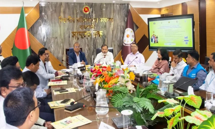 Speakers Highlight Growing Public Interest in Typhoid Vaccine in Rajshahi