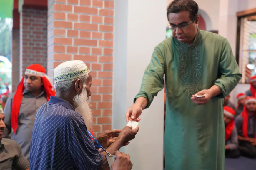 Chandrapara Darbar provides capital assistance to Zakers and announces date for Urs Pak.