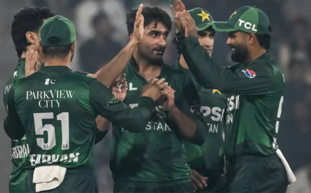 Ashraf and Mirza Decimate South Africa as Pakistan Clinch Second T20