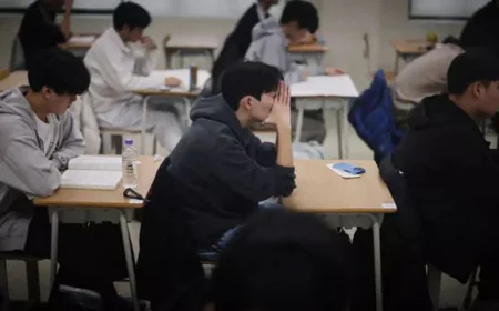 South Korea Suspends Flights to Ensure Smooth College Entrance Exams