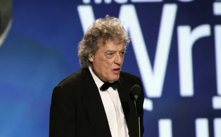 Oscar-winning UK playwright Tom Stoppard dies at 88