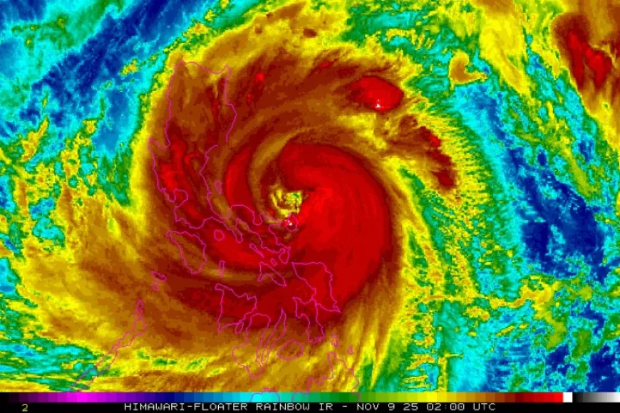 Super Typhoon Forces Evacuation of 1 Million in Philippines, One Dead