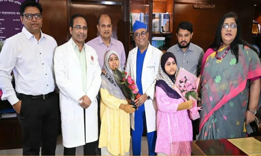 Sisters Injured in Milestone Plane Crash Return Home After Treatment