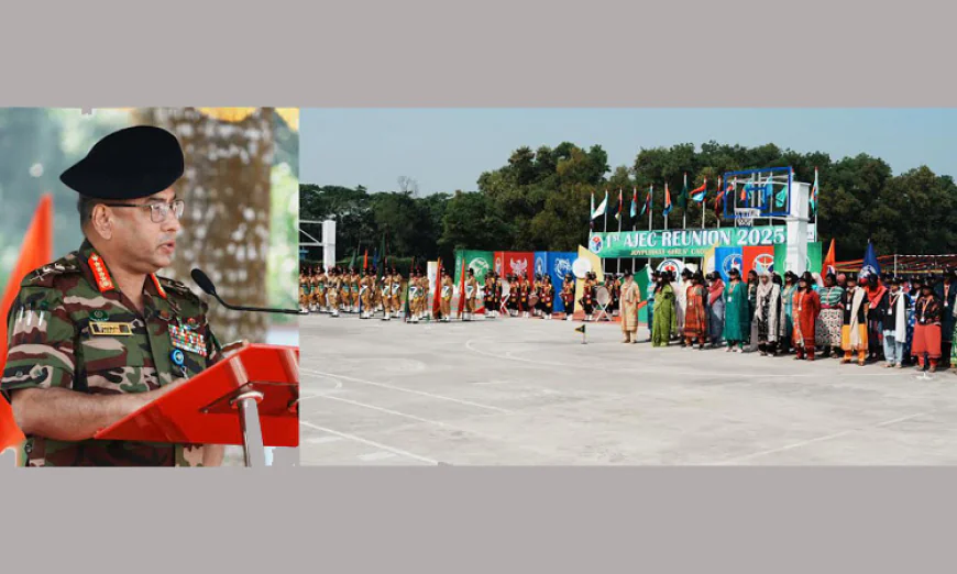 Army Chief Encourages Cadets to Serve the Nation with Commitment