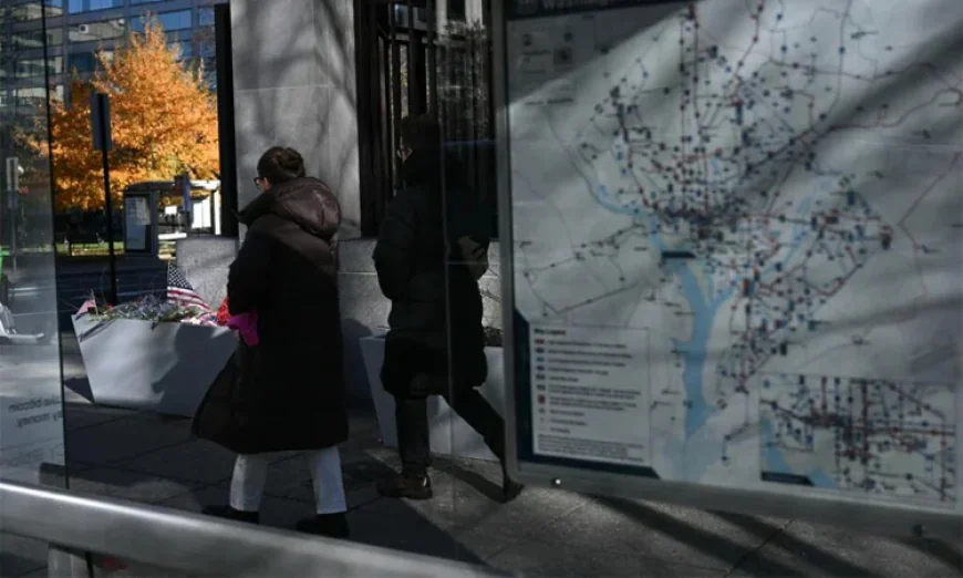 US Suspends Asylum Decisions After Troop Killing Prompts Migrant Crackdown