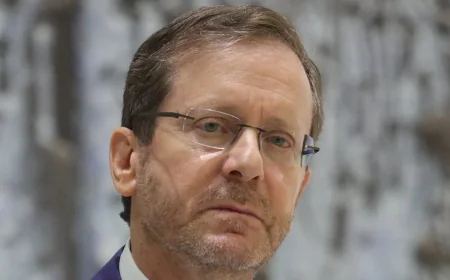 President to Weigh Israel’s ‘Best Interests’ on Netanyahu Pardon