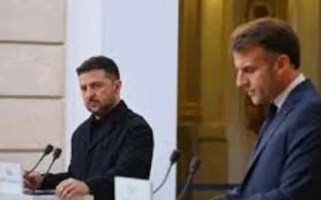 Ukraine’s Zelensky Arrives in Paris for Talks with Macron