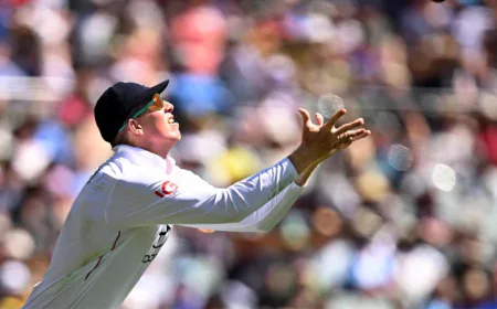 Australia all out for 349, set England 435 to win third Ashes Test