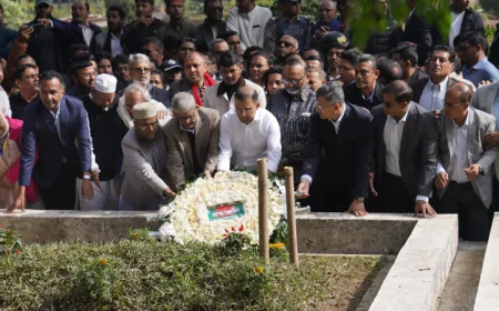 Tarique Rahman Pays Tribute at Shaheed Osman Hadi’s Grave