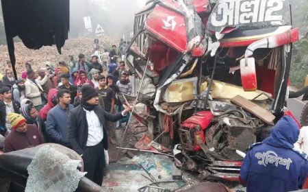 Two Buses Collide in Tangail, 22 Sustained Injuries
