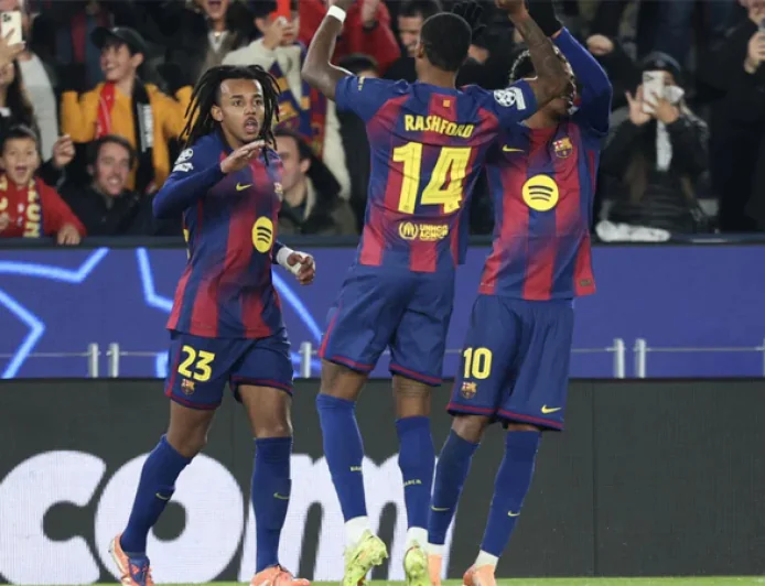 Koundé brace secures Barcelona's comeback win over Frankfurt