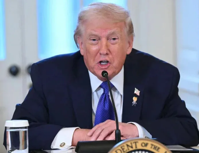 Trump says protest-hit Iran in ‘big trouble,’ renews strike threat