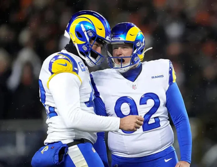Rams Fend Off Bears Comeback as Patriots Advance in NFL Playoffs