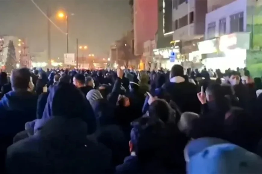New protests erupt in Iran despite internet shutdown