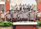 New IGP pays tribute to martyred police at Rajarbagh Memorial