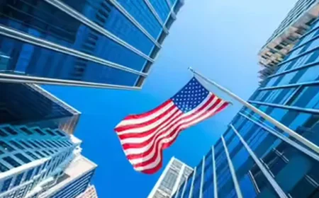 US households become increasingly strained in diverging economy