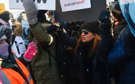 Immigrant students in Minneapolis turn to remote learning