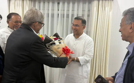 Mirza Fakhrul greets Tarique Rahman on landslide victory