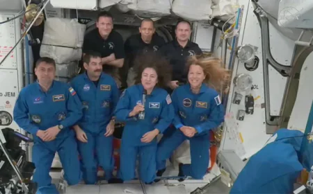 International crew arrives at space station
