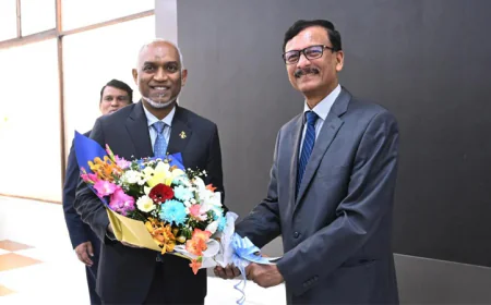 Maldives President arrives to join oath taking ceremony of new cabinet